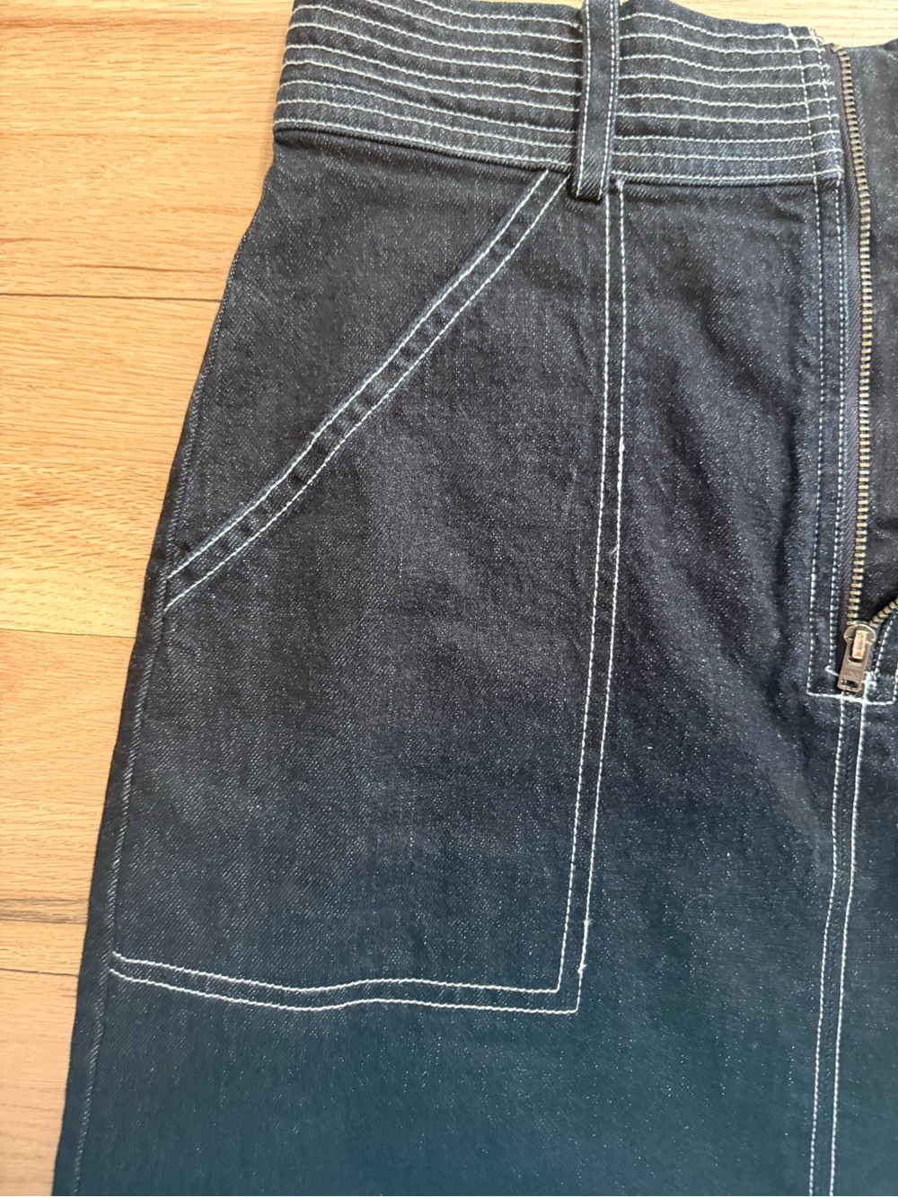 Great Price! Cute NWT Contrast Split Hem Denim Midi Skirt by Pilcro/Anthro! Sz 8 - Picture 4 of 8